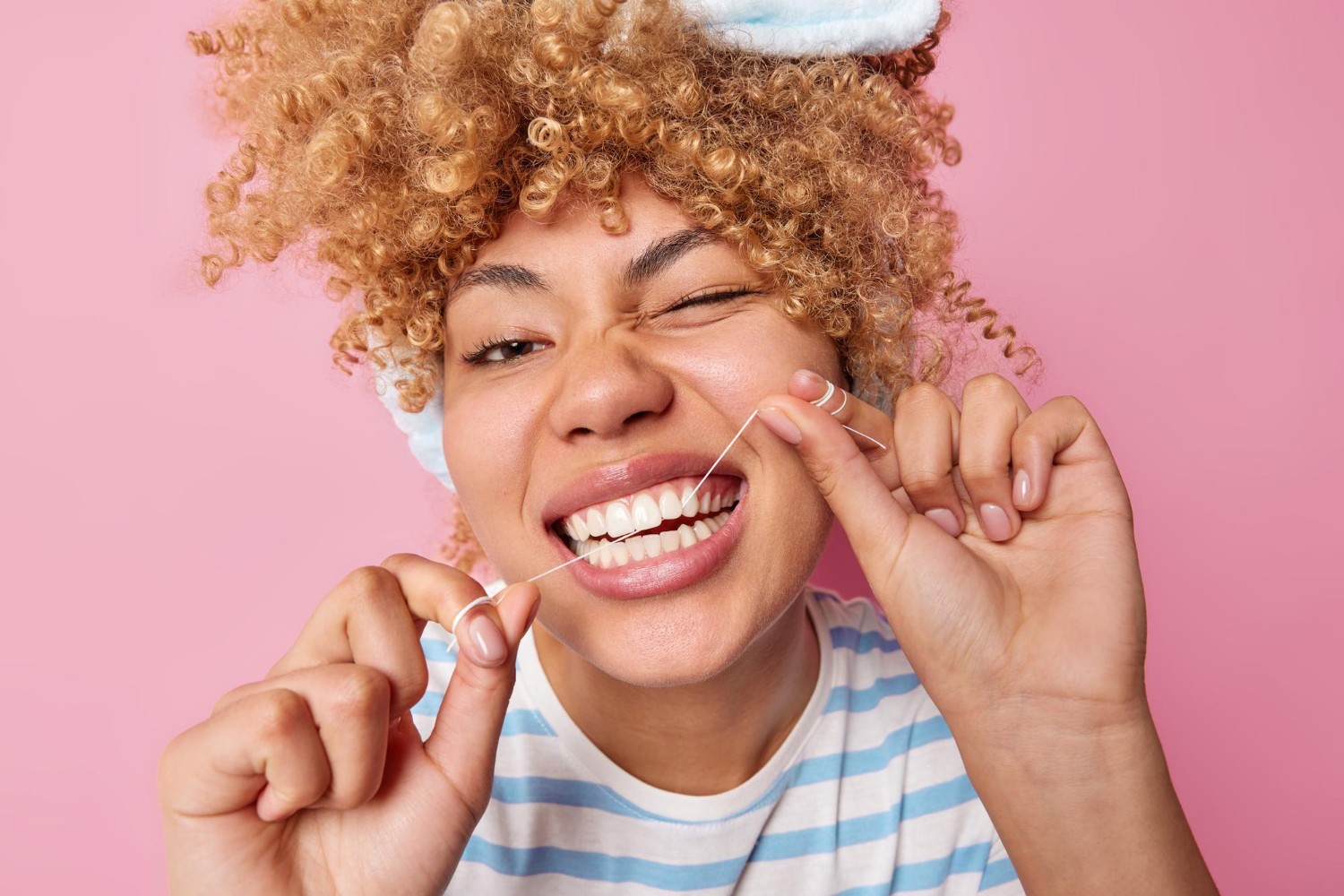 Mastering the Art of Flossing: Your Guide to Proper Technique with Clarity Dental